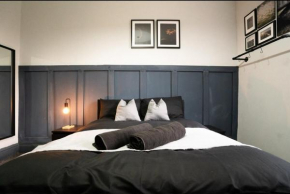 The Bright Moseley Retreat